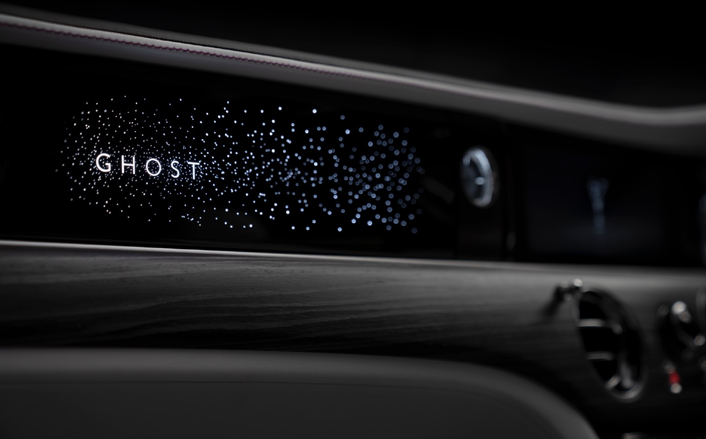 2020 Rolls-Royce Ghost illuminated fascia