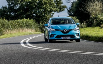 2020 Renault Clio E-Tech hybrid review