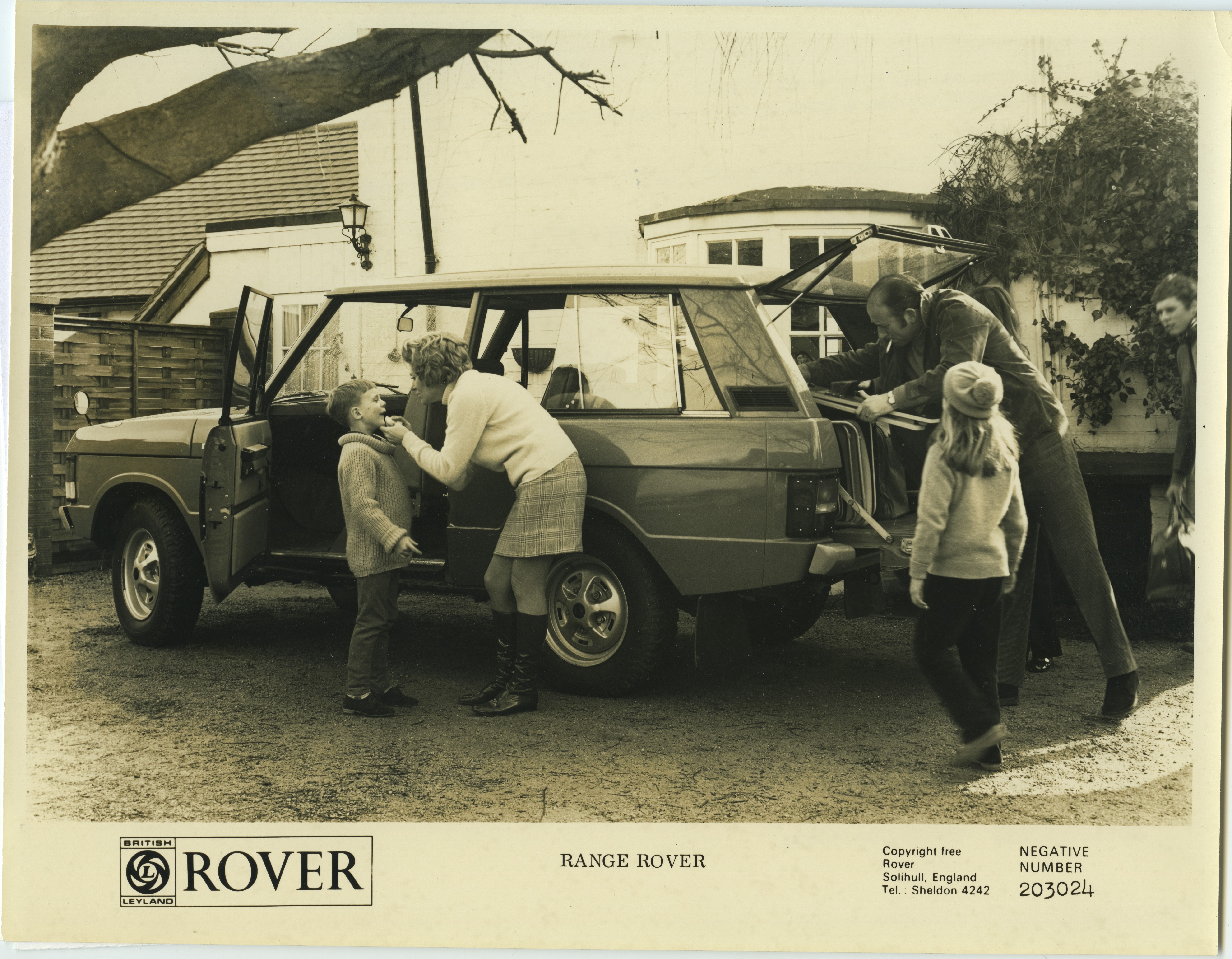 1970 Range Rover original press image