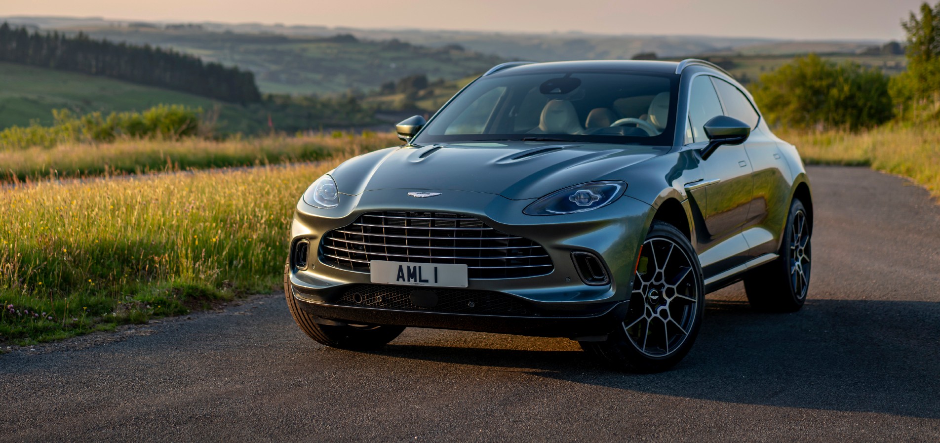 SUNDAY TIMES MOTOR AWARDS 2020 WINNER - ASTON MARTIN DBX