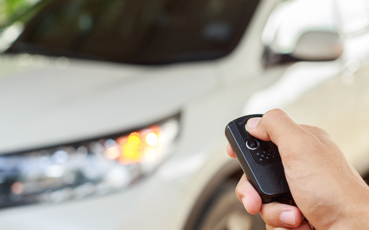 How is keyless car theft affecting insurance?