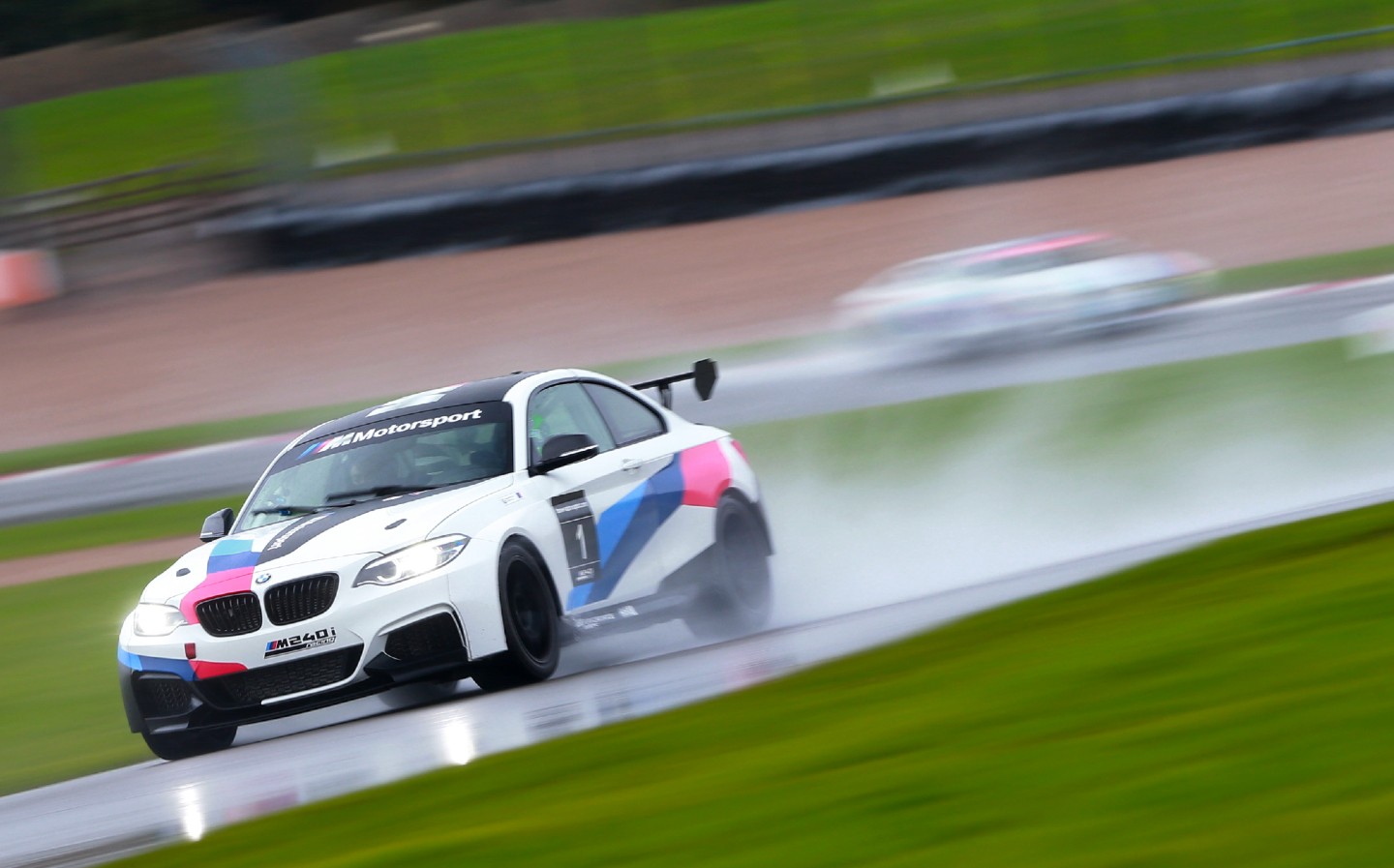 BMW M Driving Experience review by Will Dron for Sunday Times Driving.co.uk - Alex Simms hot laps