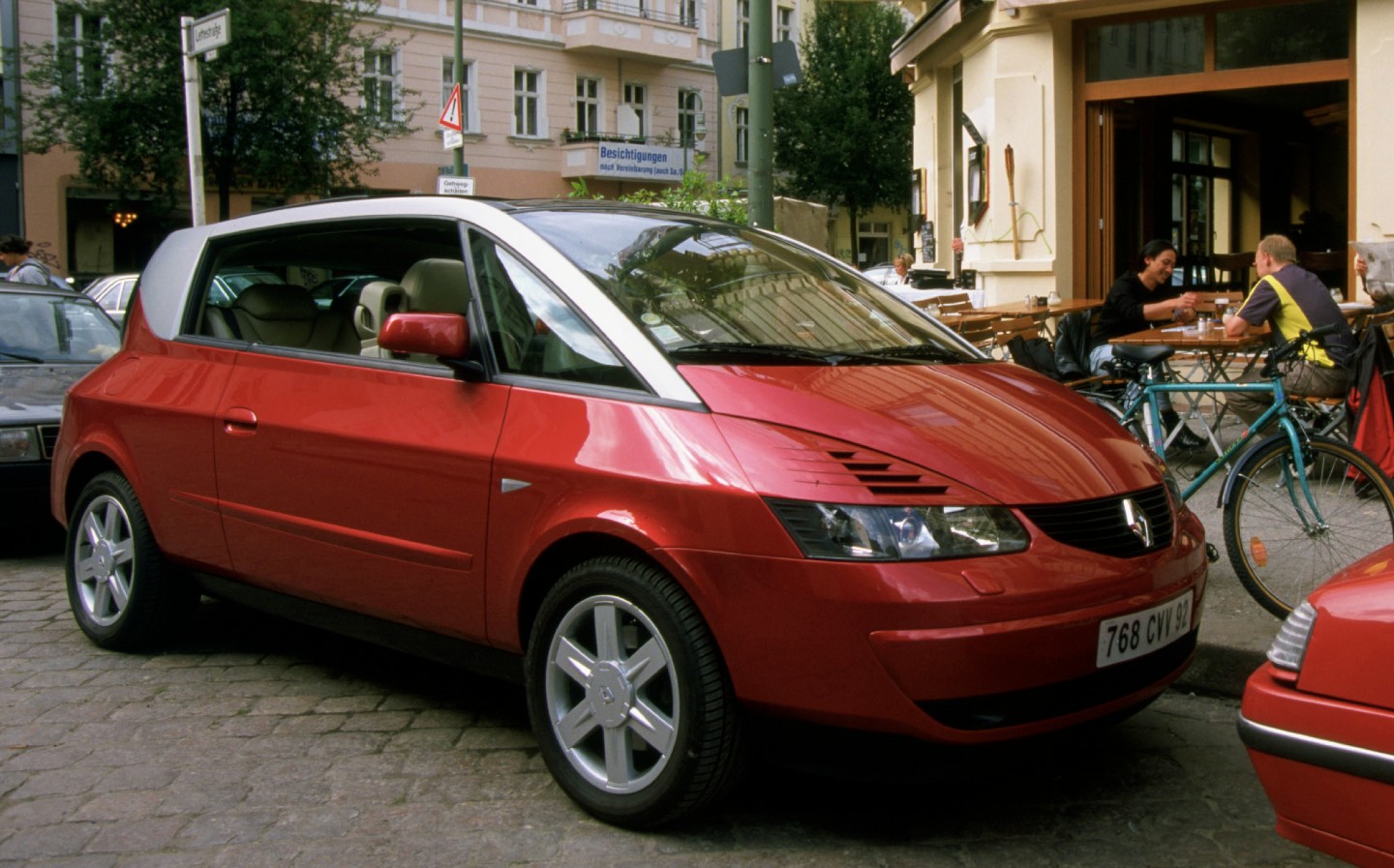 Most beautiful affordable cars Renault Avantime