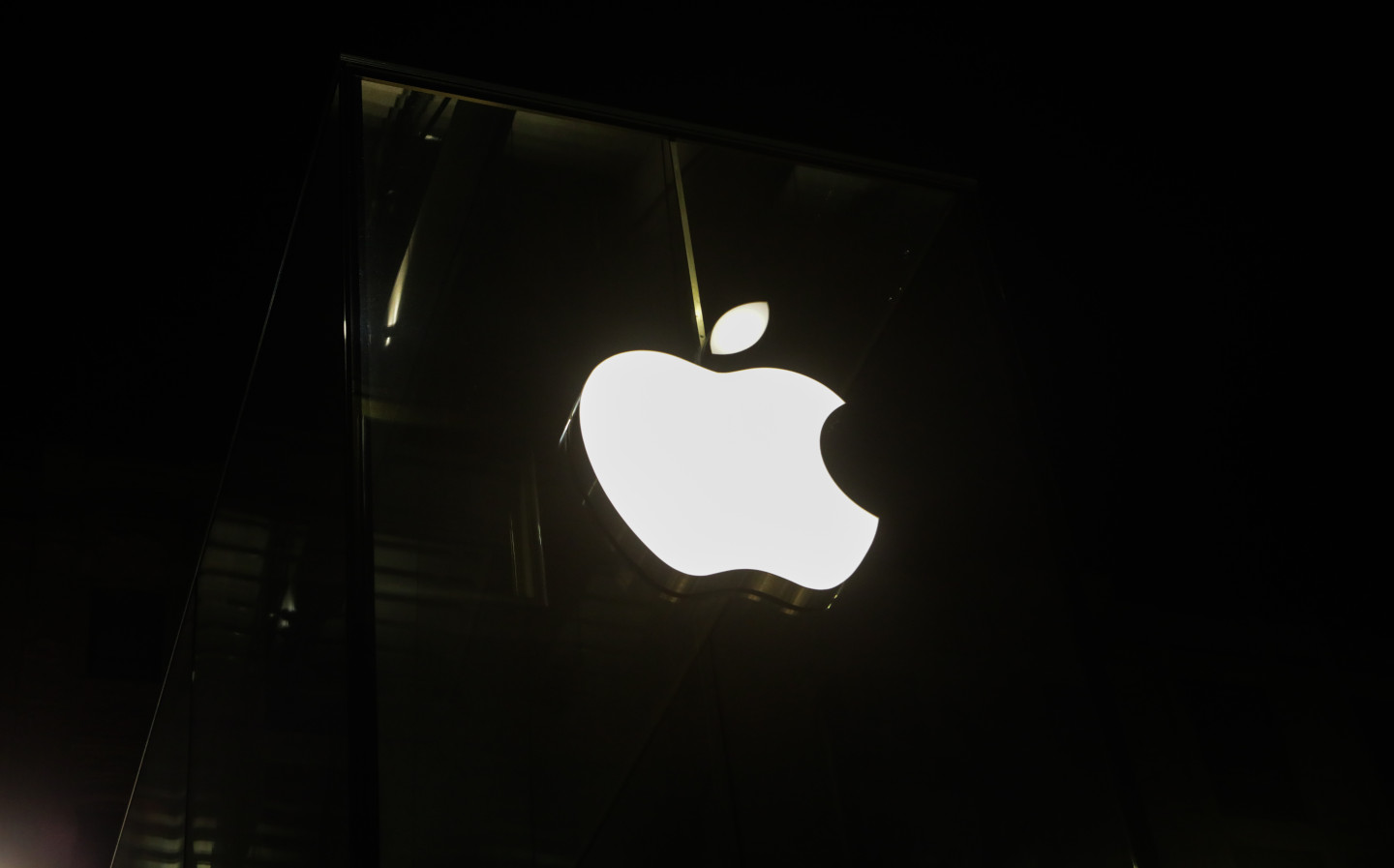 Apple electric car expected in 2024 with 'next level' battery tech