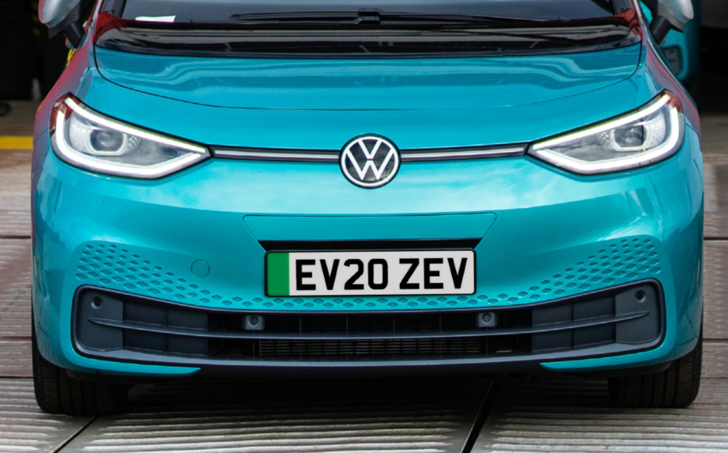 New Green number plates for electric cars in UK