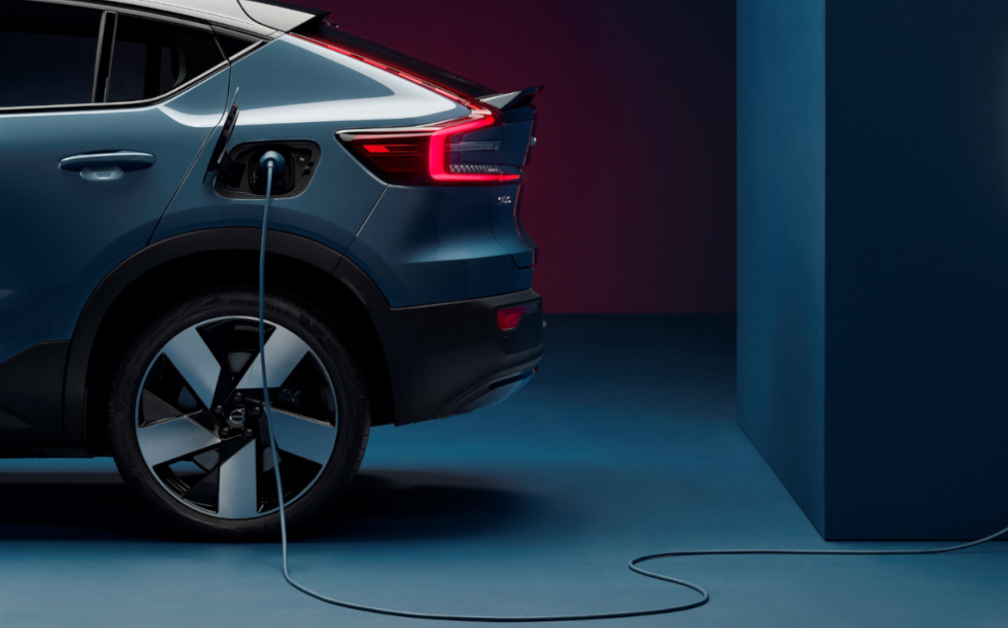 Volvo considers public offering to fund electrification plans