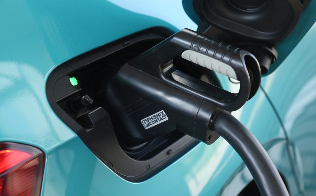 Tax car makers that don't produce enough electric cars, say former cabinet ministers