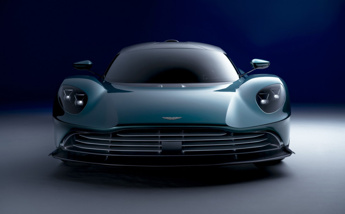 2023 Aston Martin Valhalla