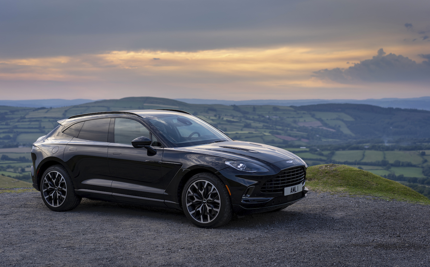 Aston Martin DBX