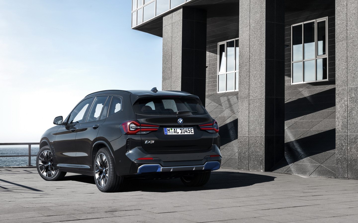 2022 BMW iX3