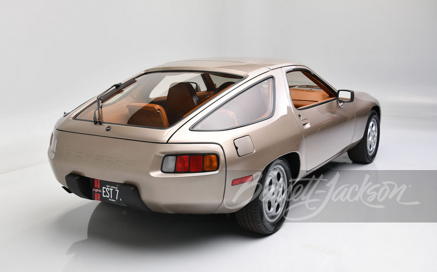 Porsche 928 driven by Tom Cruise in 'Risky Business' sells at Barrett-Jackson auction