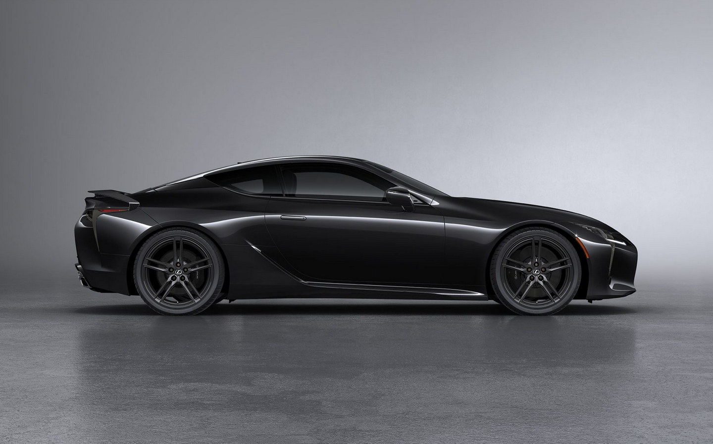 Lexus LC Black Inspiration