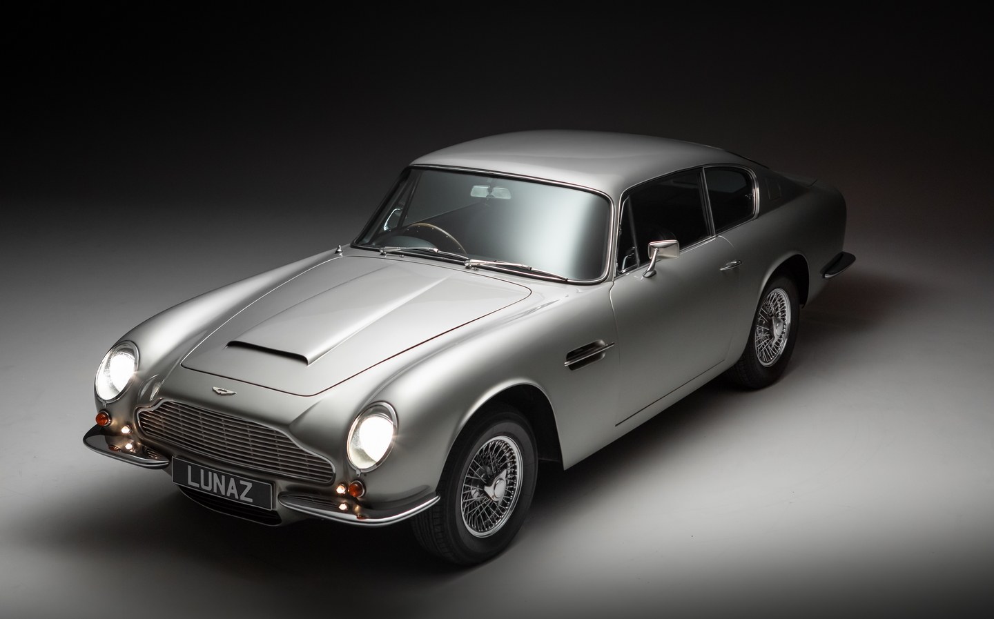 Electrified Aston Martin DB6 by Lunaz