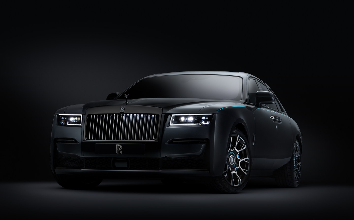 2021 Rolls-Royce Ghost Black Badge is tuned to make nearly 600bhp, gets ...