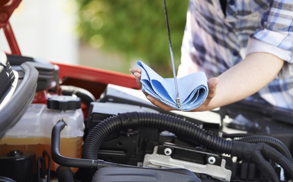 Checking your engine's oil