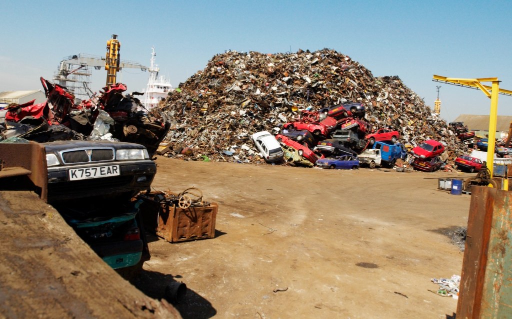 How to scrap a car in the UK =-authorised treatment facility scrapyard