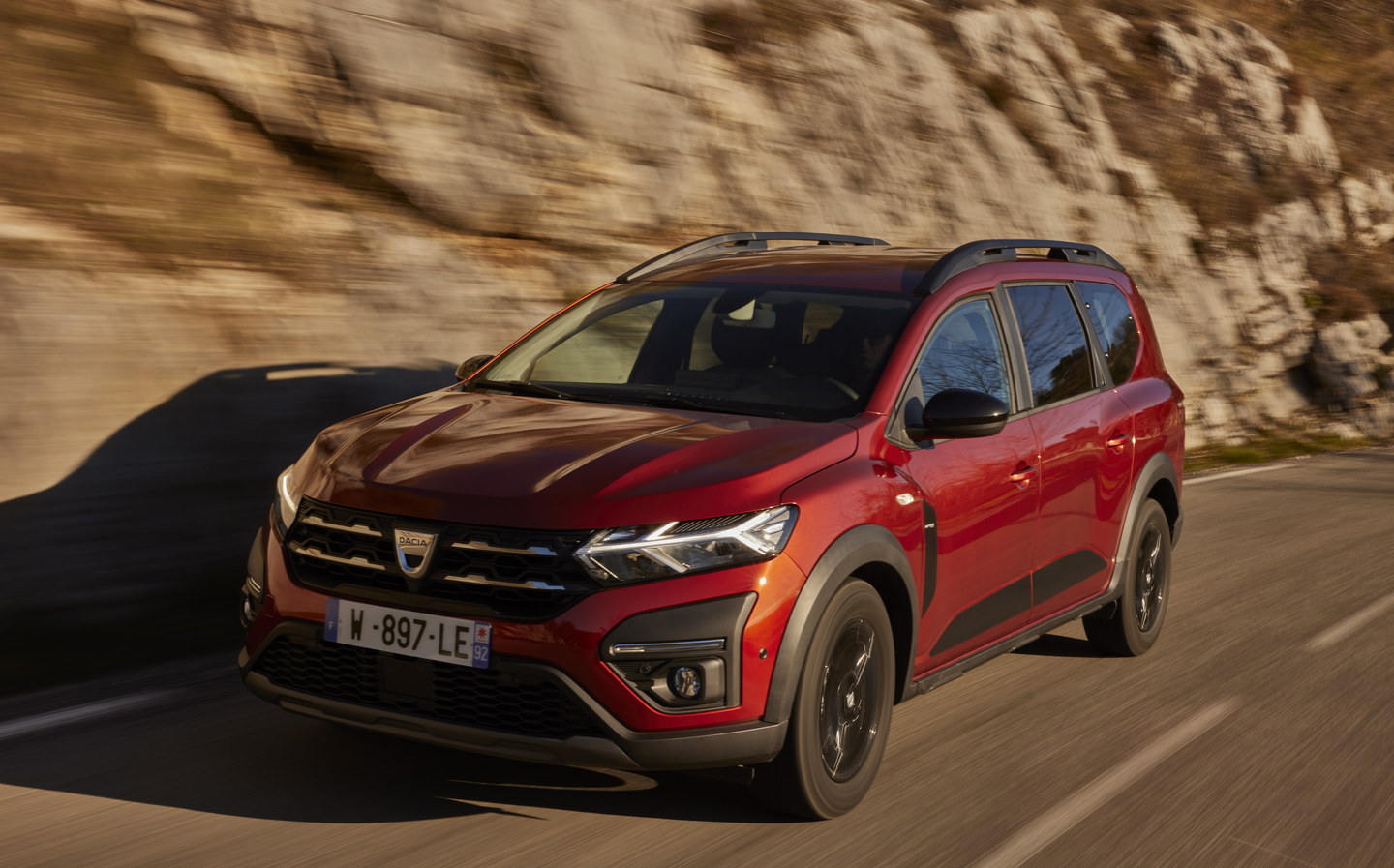 Dacia Jogger: Seven-seat SUV coming from budget Renault brand