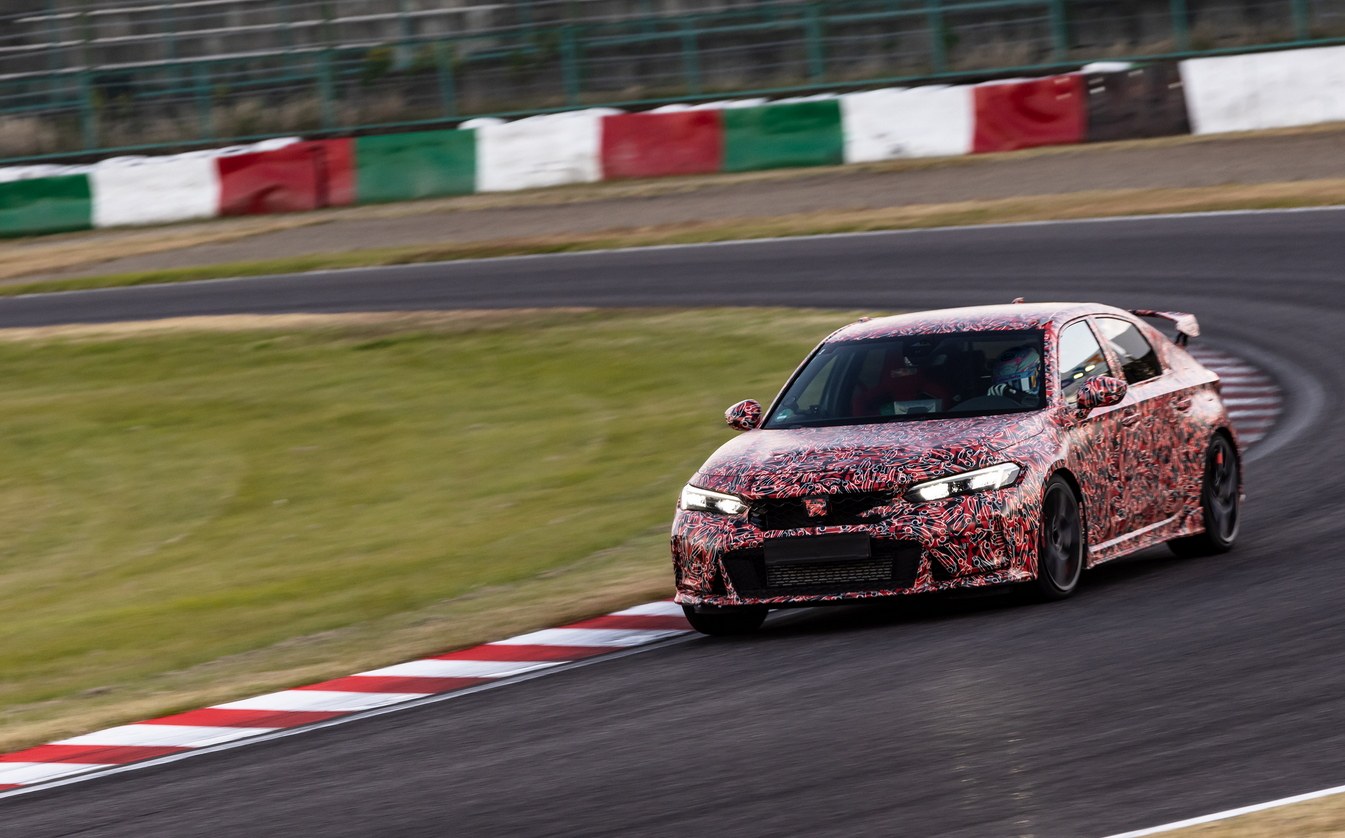 New Dynamics Honda Civic Type R for 2018 BTCC makes test debut