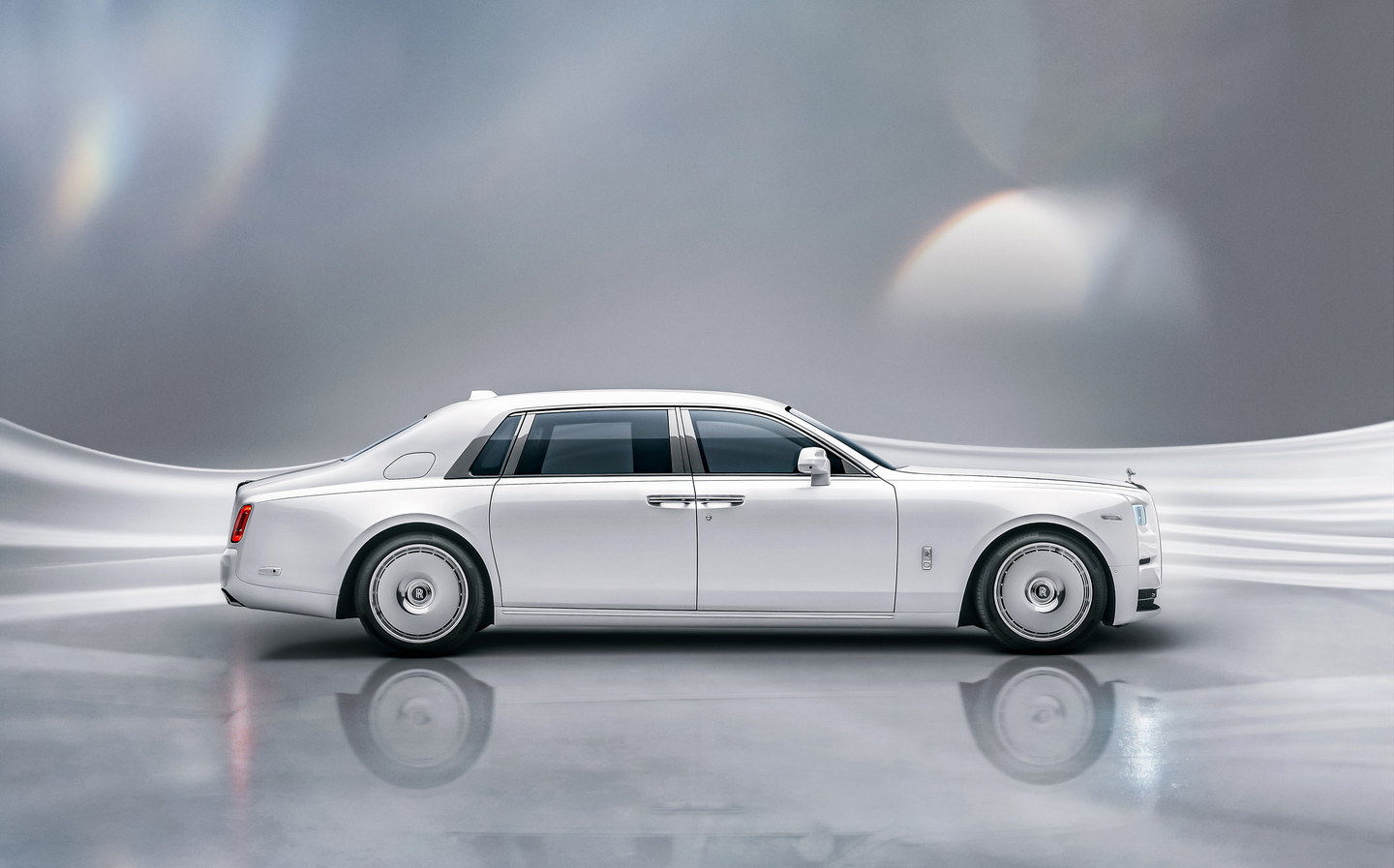 Ever thought the Rolls-Royce Phantom was a bit… subtle?