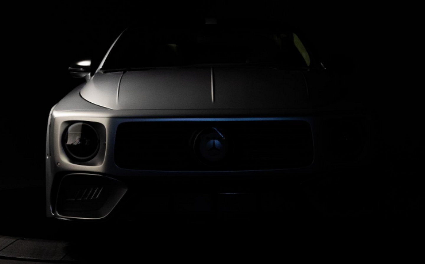 Teaser shot of the Mercedes-AMG GT W1X