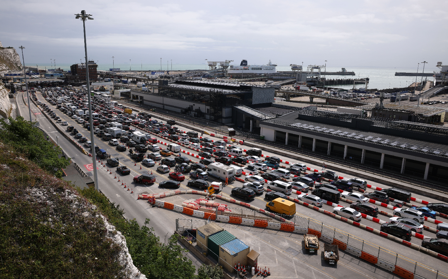Dover port traffic queues