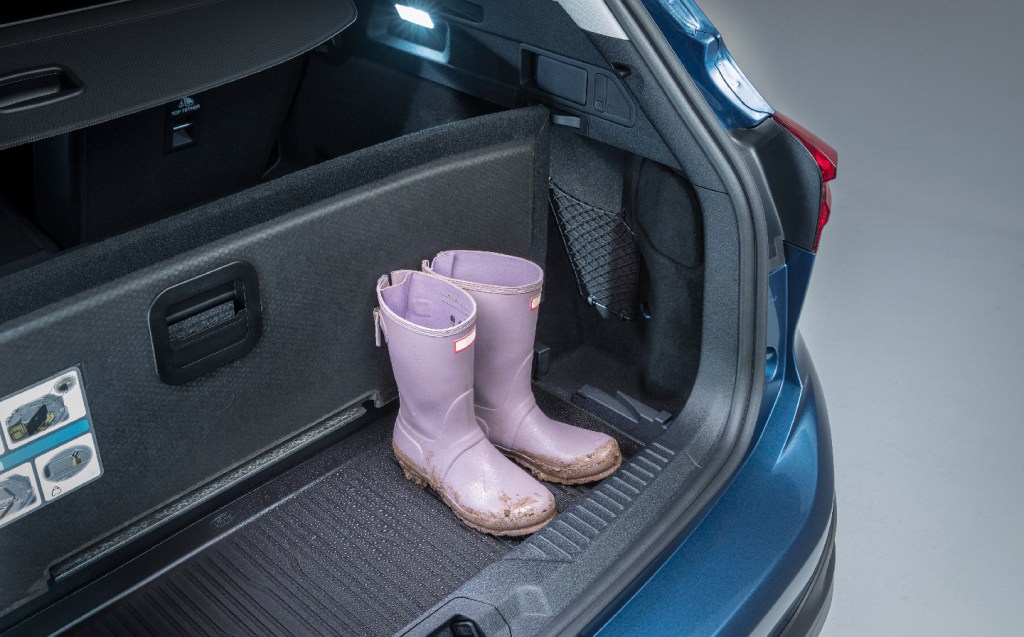 Ford Focus Active boot space