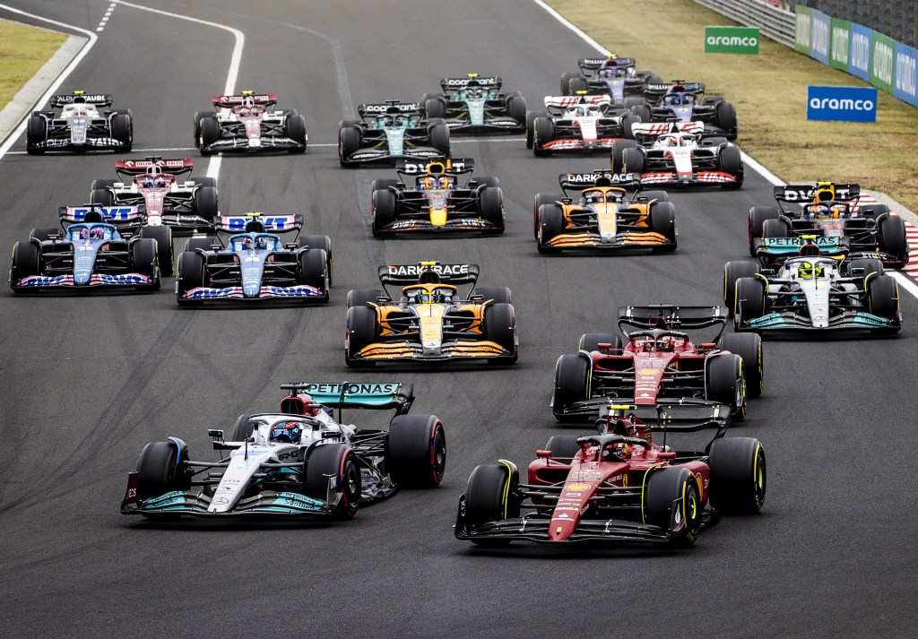 George Russell leads at the start of the 2022 Hungarian GP