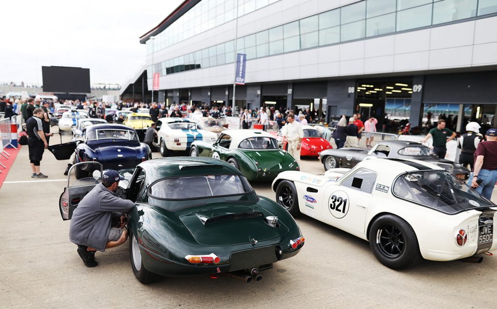Huge-grids-at-Silverstone-Festival