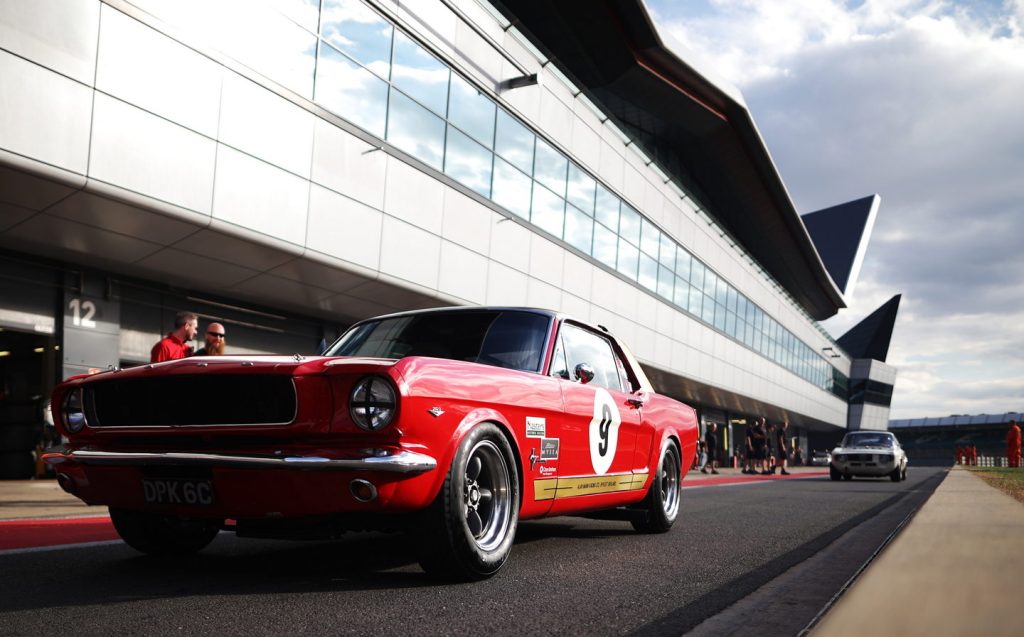 US-muscle-cars-at-Silverstone-Festival