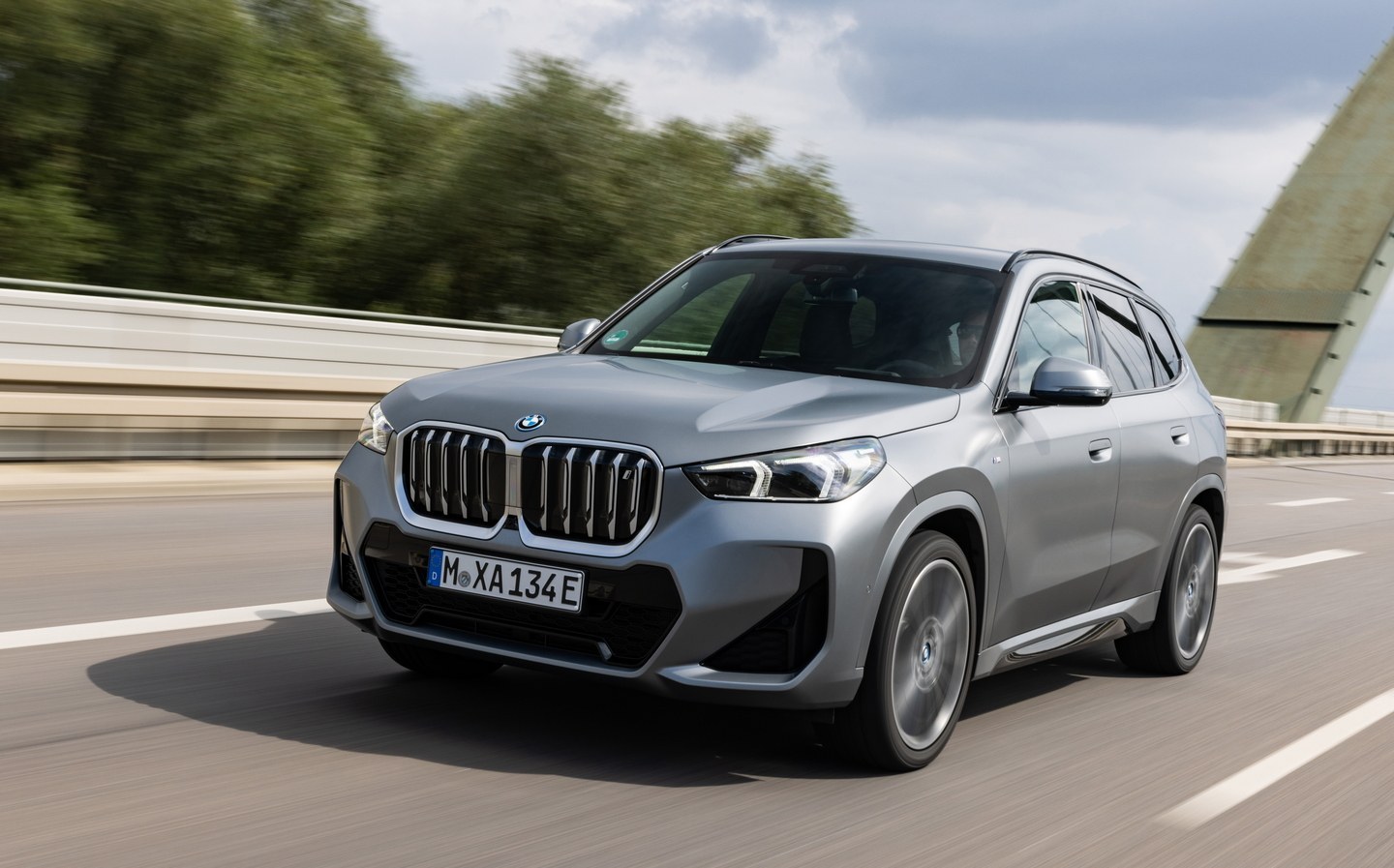 BMW X1 review: really quite average – the electric version even