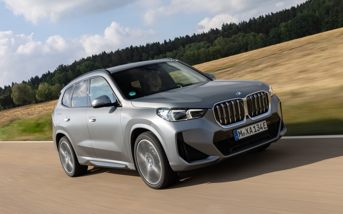 The all-new BMW X1 and the first-ever BMW iX1.