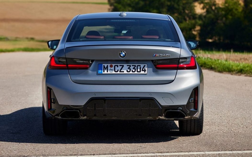  Revisión de la serie BMW El automóvil ejecutivo de referencia, renovado