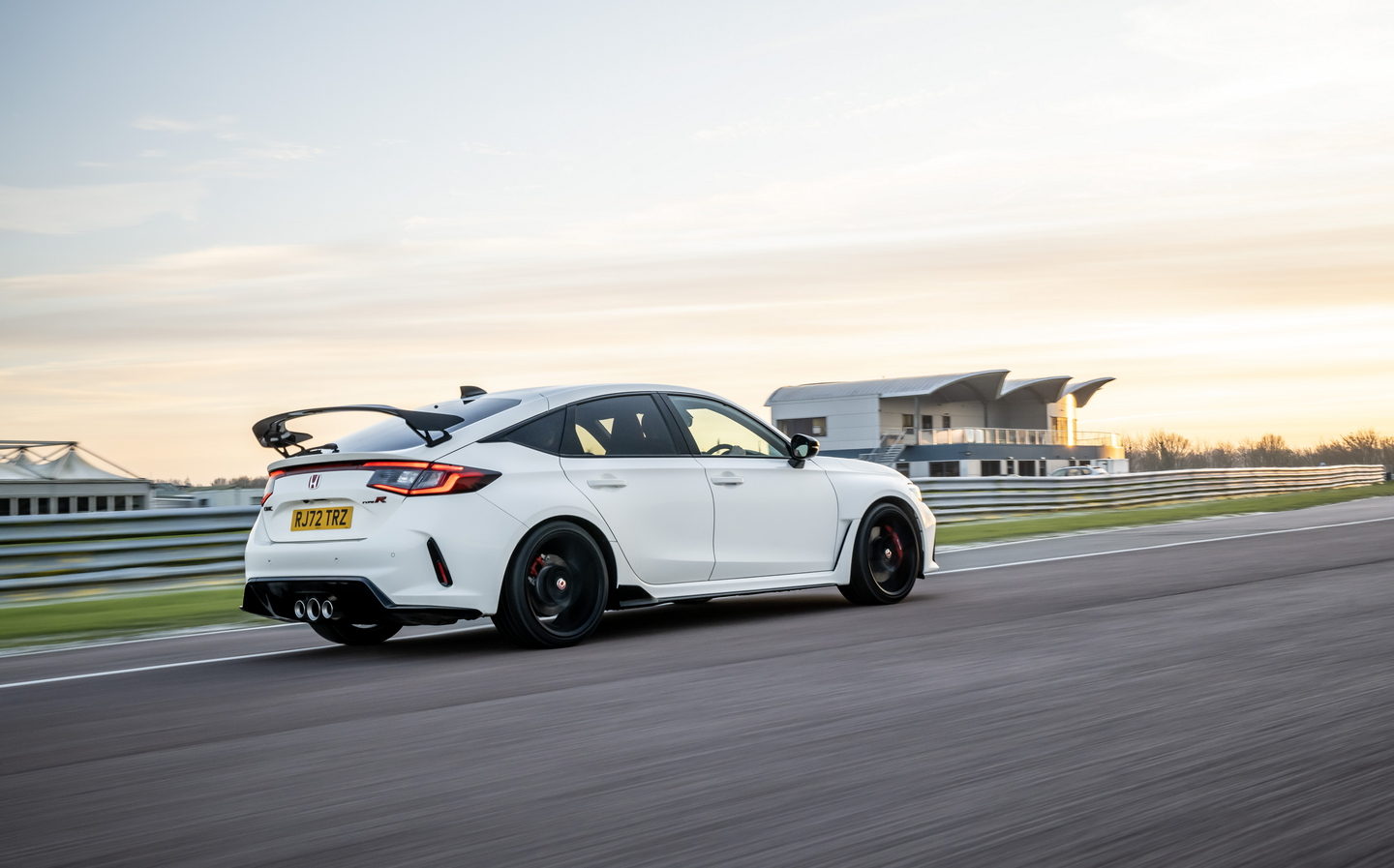 HUGE IMPROVEMENTS? 2023 Honda Civic Type R Road Review 