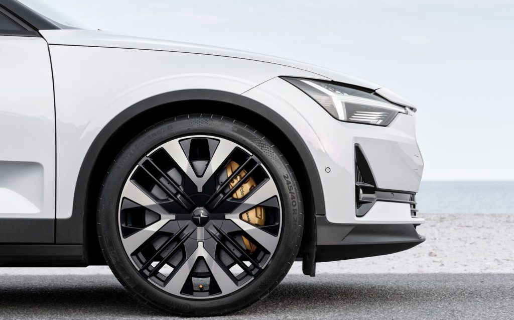 Front end of the updated Polestar 2 for 2023