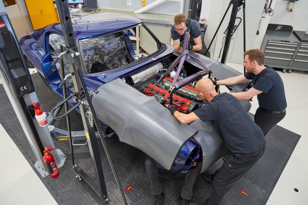 RML Short Wheelbase bodyshell Ferrar V12 engine installation