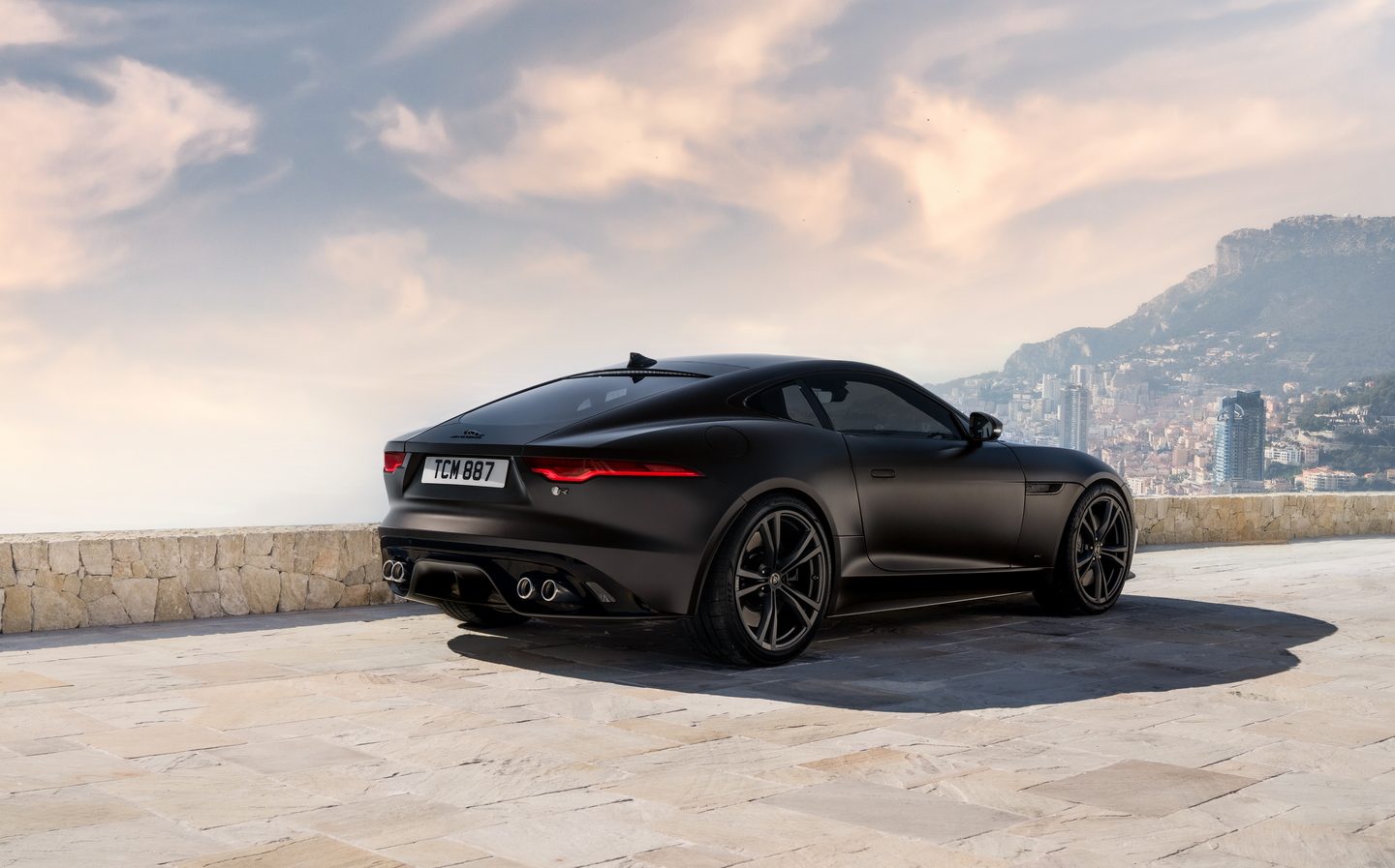 Essai Jaguar F-Type : Féline !