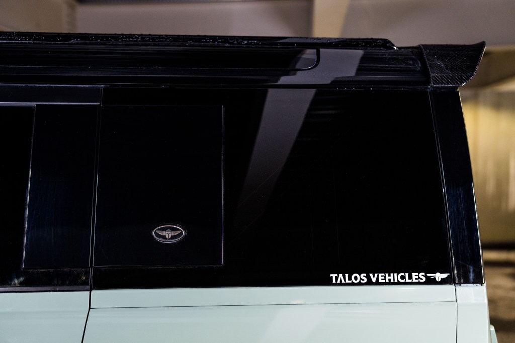 Talos Defender carbon fibre