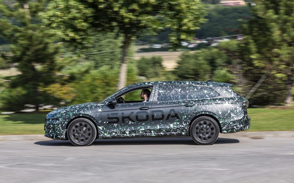 2024 Skoda Superb Estate in camouflage