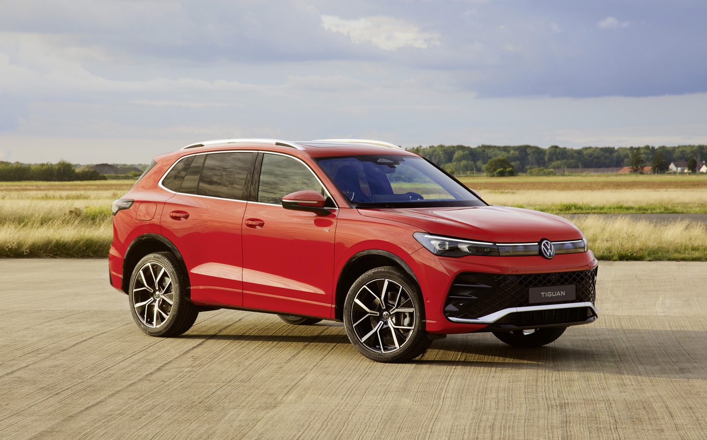 VW Announces New Tiguan With Hybrid Power and Real Buttons