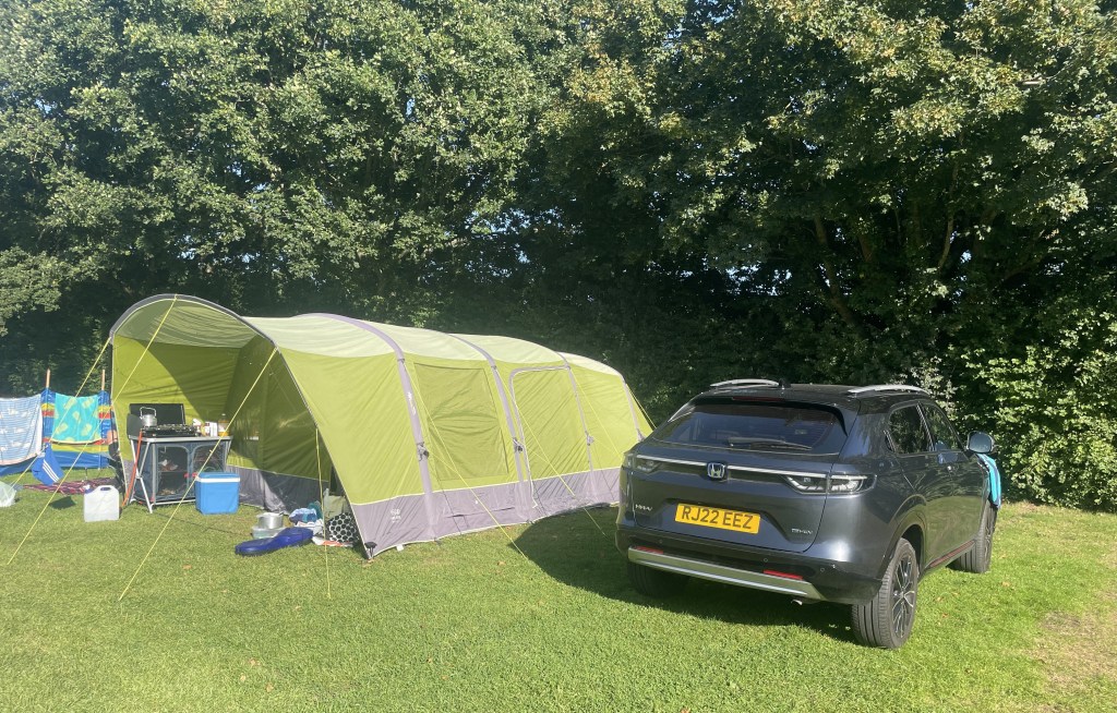 Honda HR-V camping