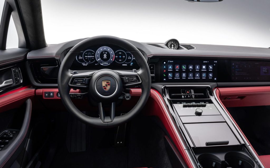 Interior of the new Porsche Panamera