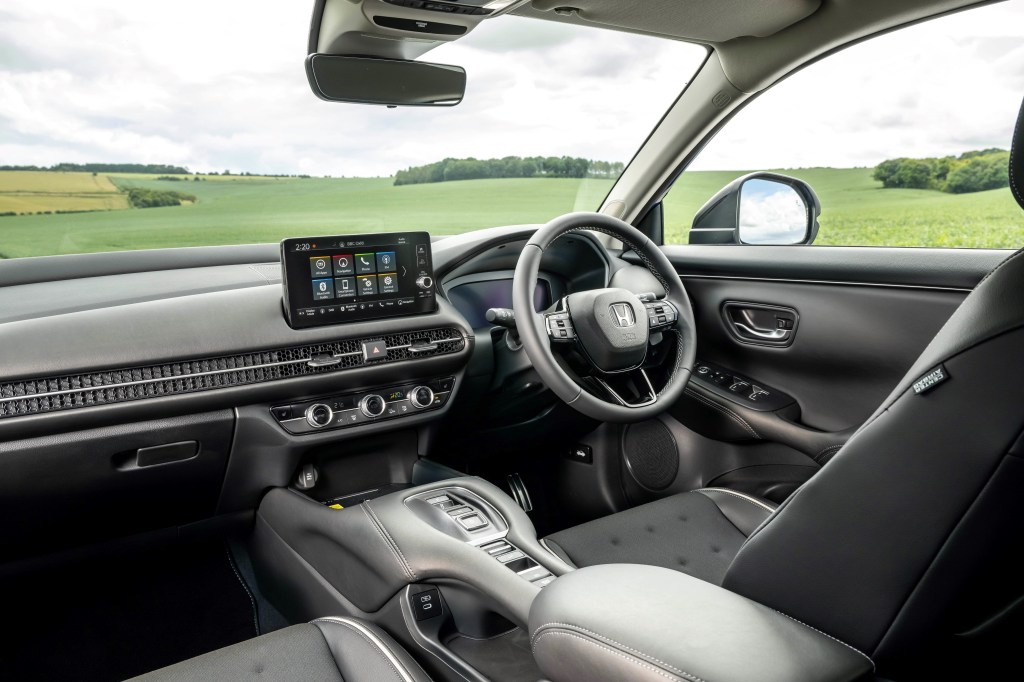 Honda ZR-V Sport interior