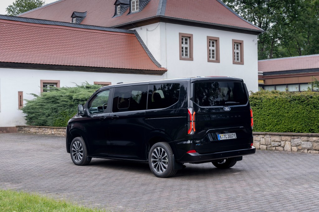 Ford Tourneo Custom