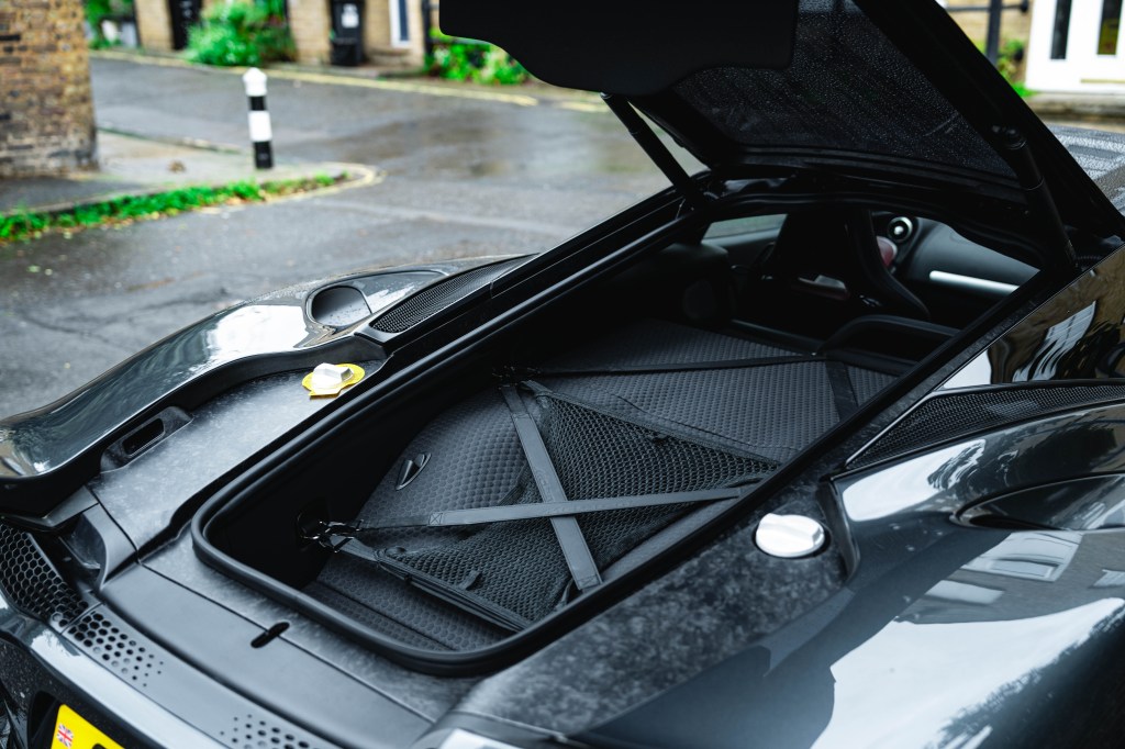 McLaren GT luggage space