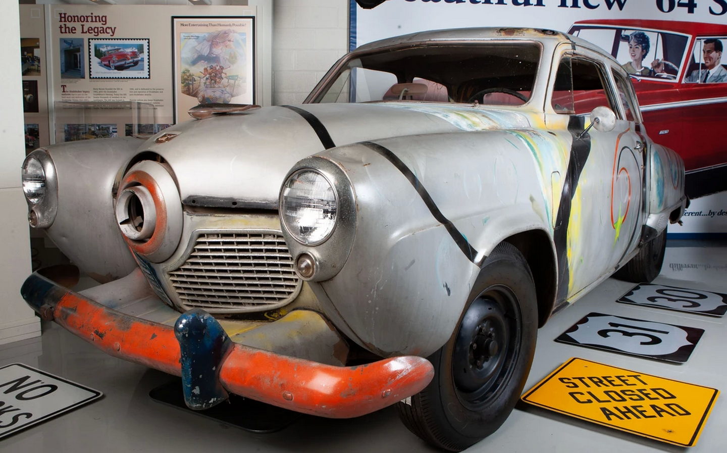 Fozzie Bear’s 1951 Studebaker Commander