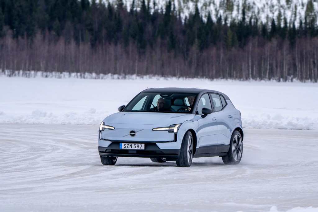 Will Dron drifting a Volvo EX30 on a frozen lake in Sweden.