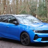 Vauxhall Astra Sports Tourer in blue