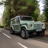 2005 Land Rover Defender 110 converted with Bedeo in-wheel electric motors