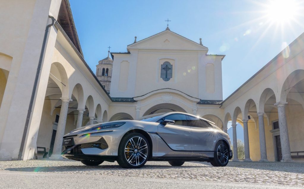 Denza Z9GT