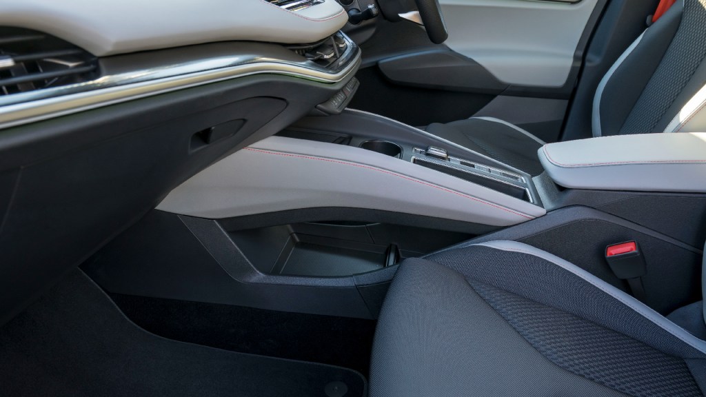 Skoda Elroq centre console storage